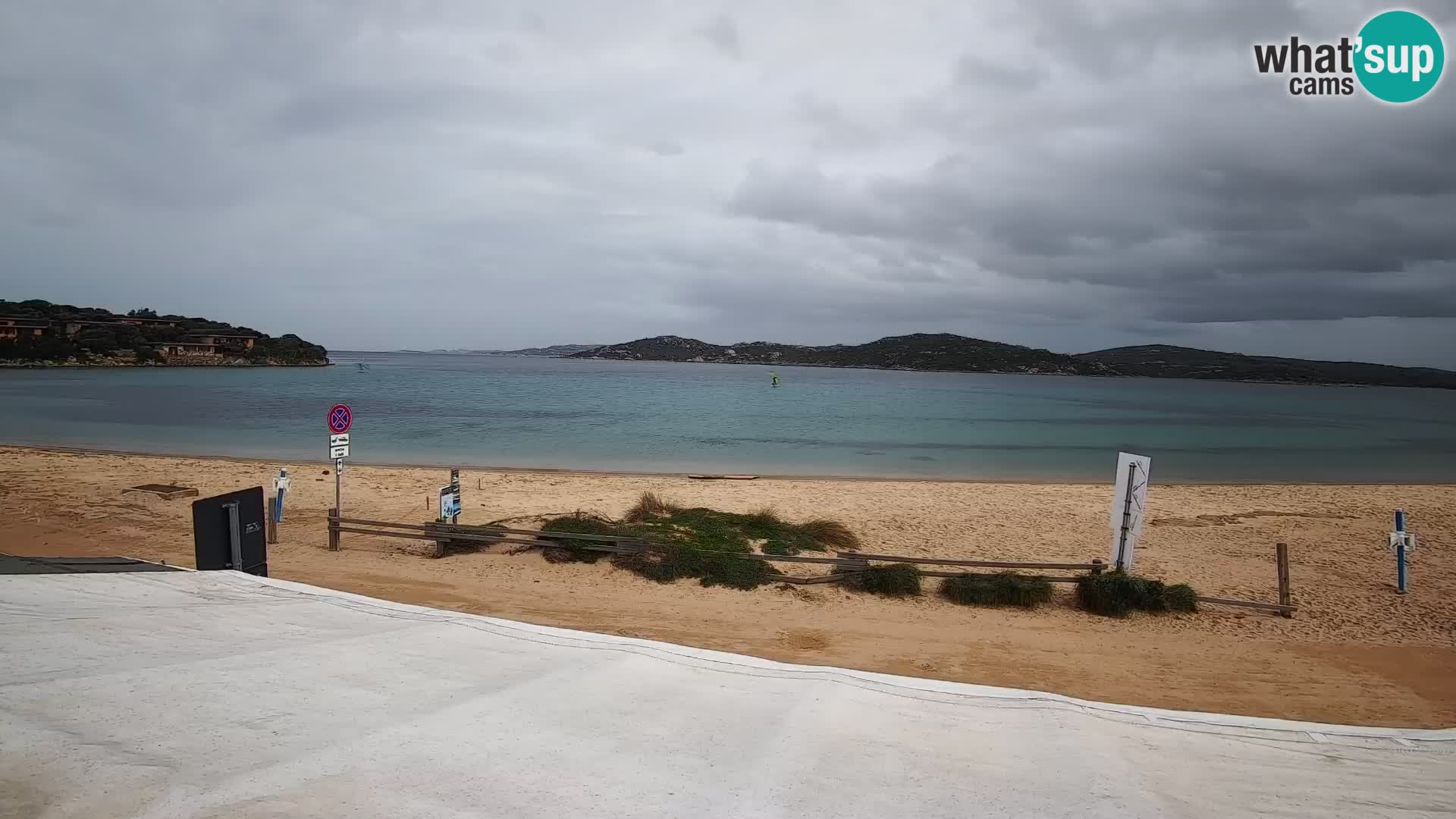 Webcam en direct de planche à voile et de kite surf à Porto Pollo – Sardaigne – Italie