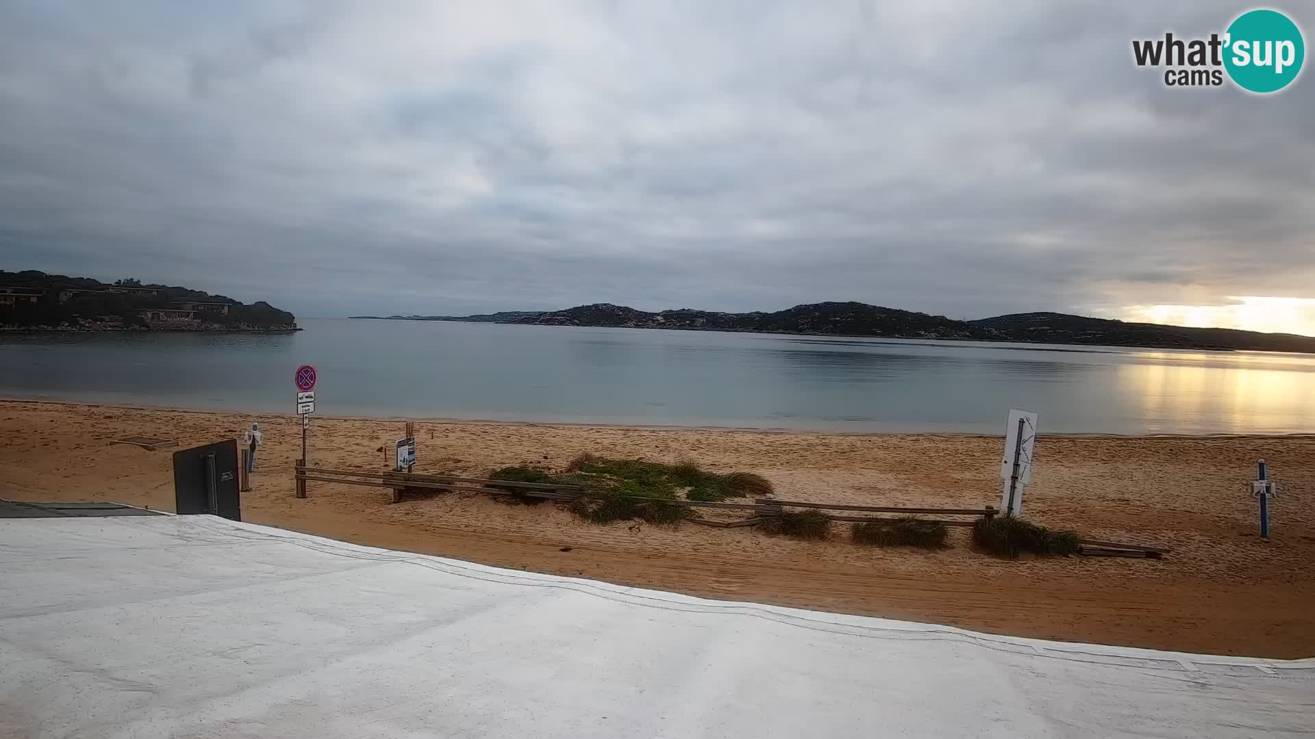 Webcam en direct de planche à voile et de kite surf à Porto Pollo – Sardaigne – Italie