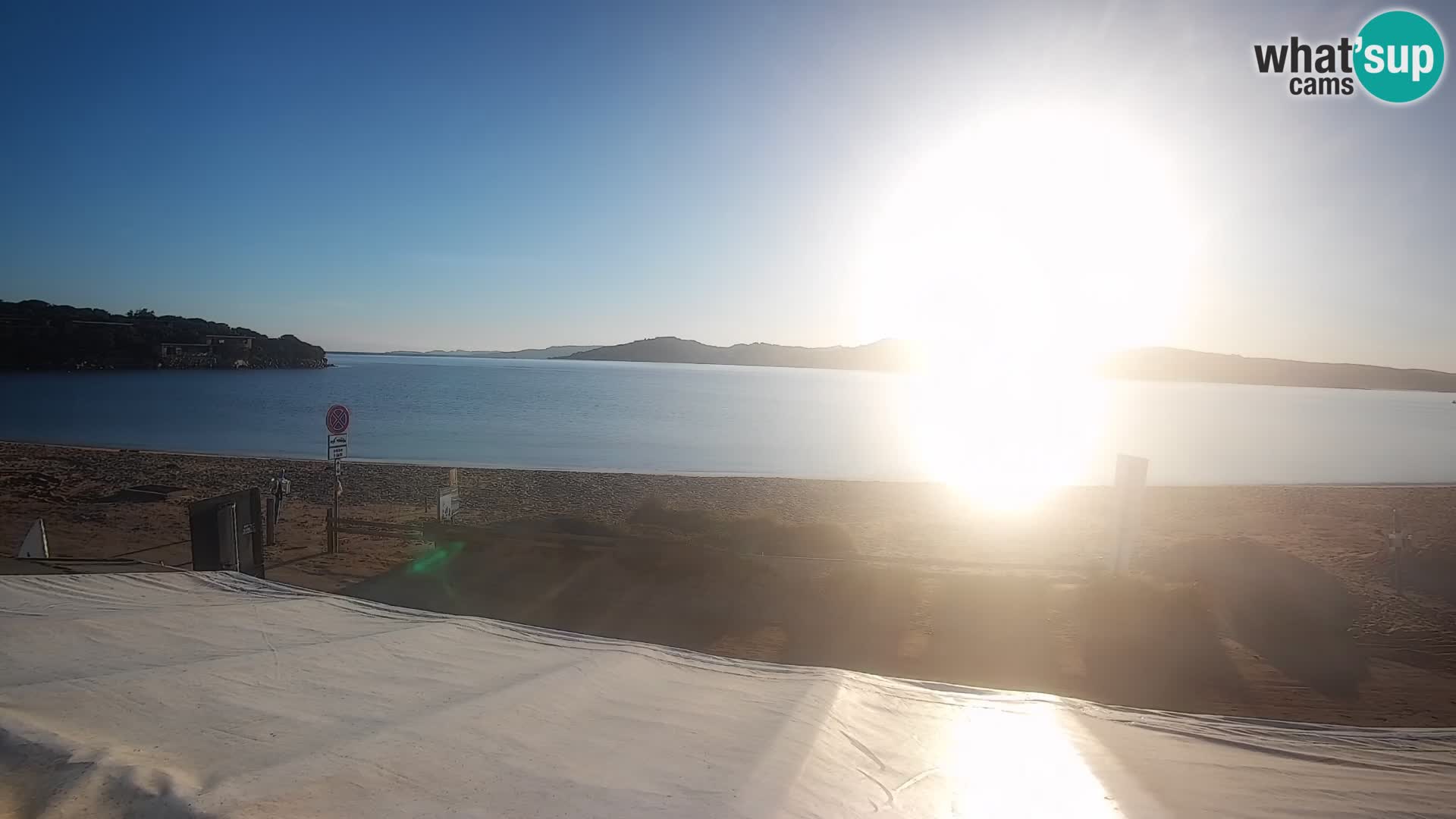 Porto Pollo Windsurfing and Kite surfing live webcam – Sardinia – Italy