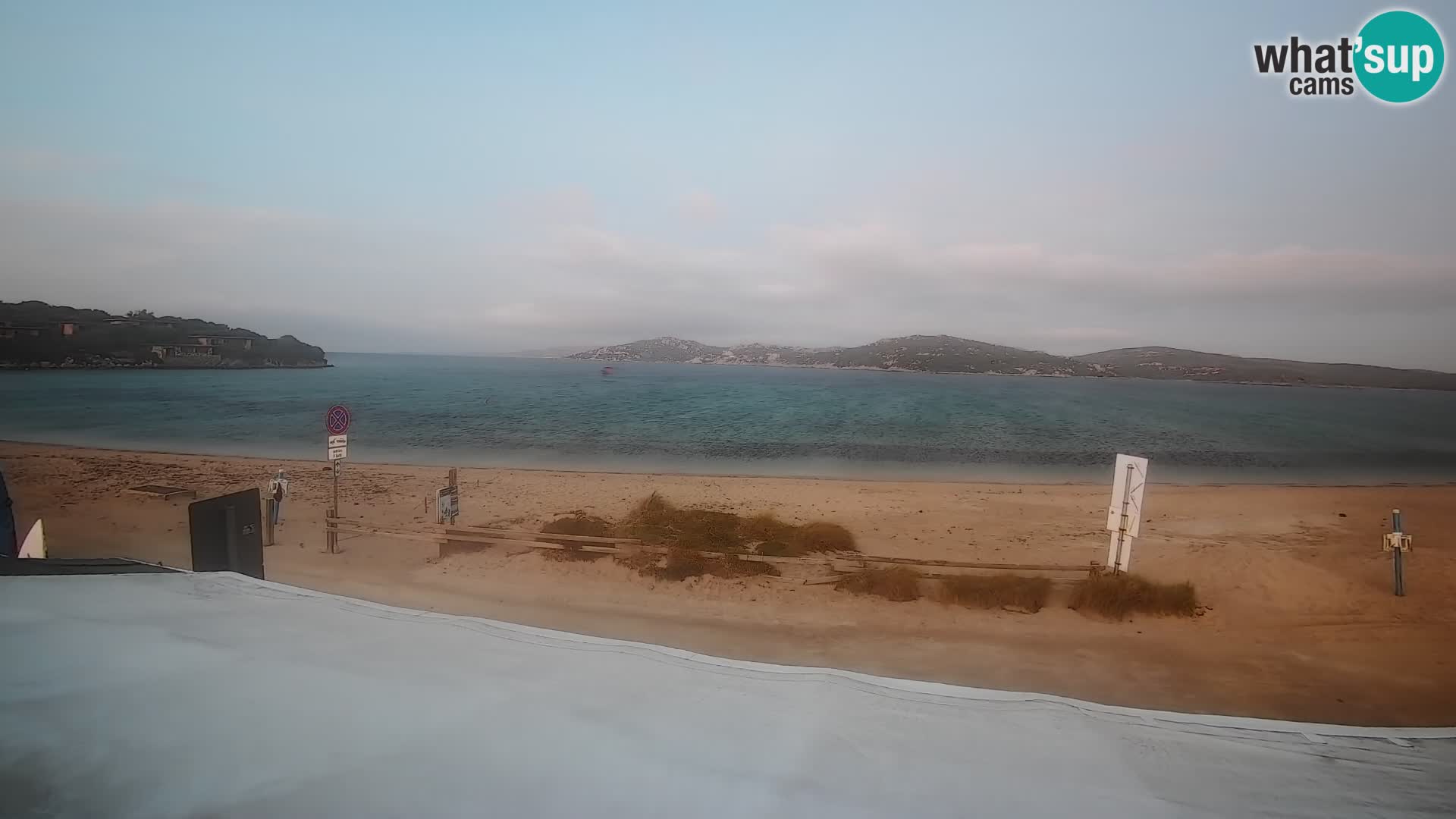 Porto Pollo Windsurfing i Kite surfanje web kamera uživo – Sardinija – Italija