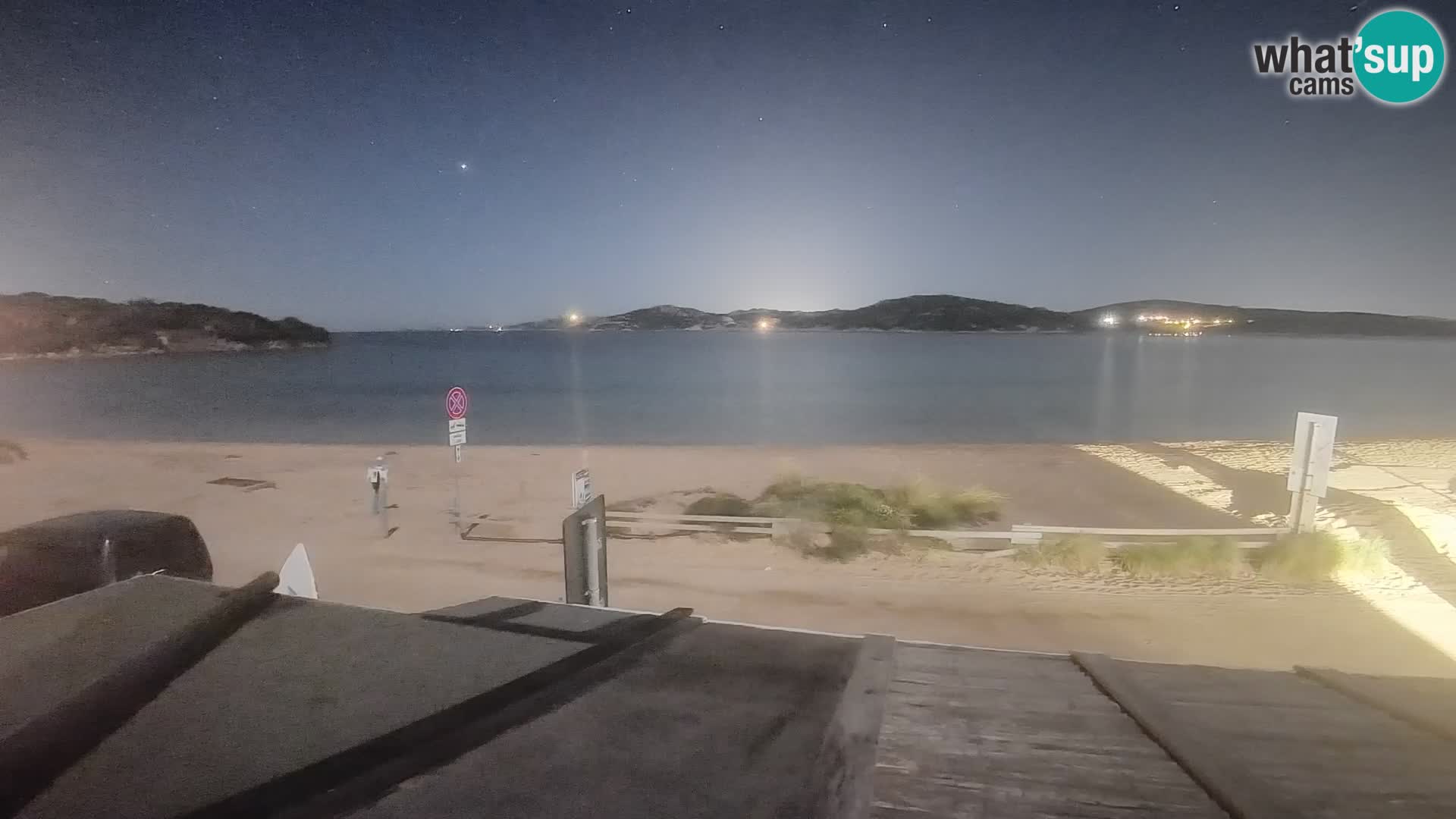 Porto Pollo Windsurfing and Kite surfing live webcam – Sardinia – Italy