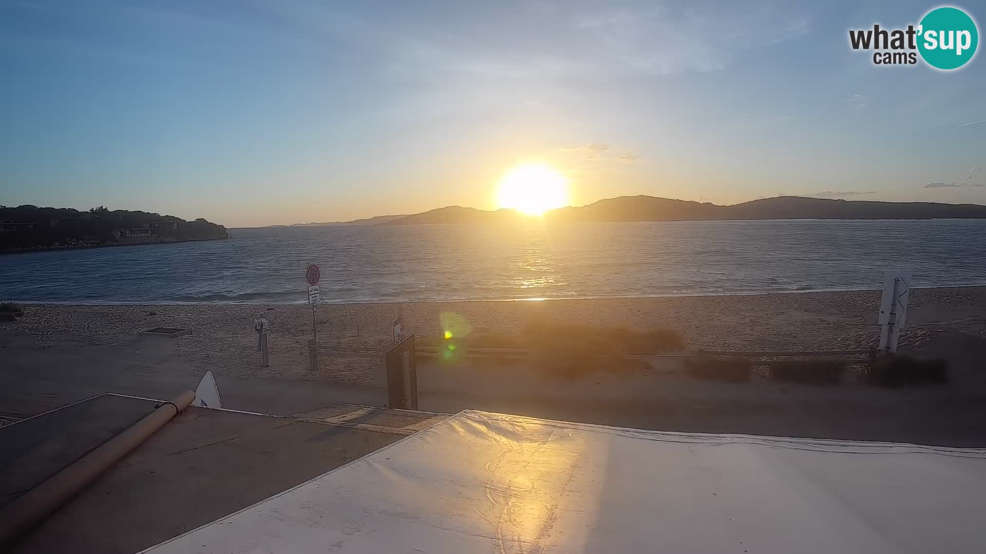 Porto Pollo Windsurfing i Kite surfanje web kamera uživo – Sardinija – Italija