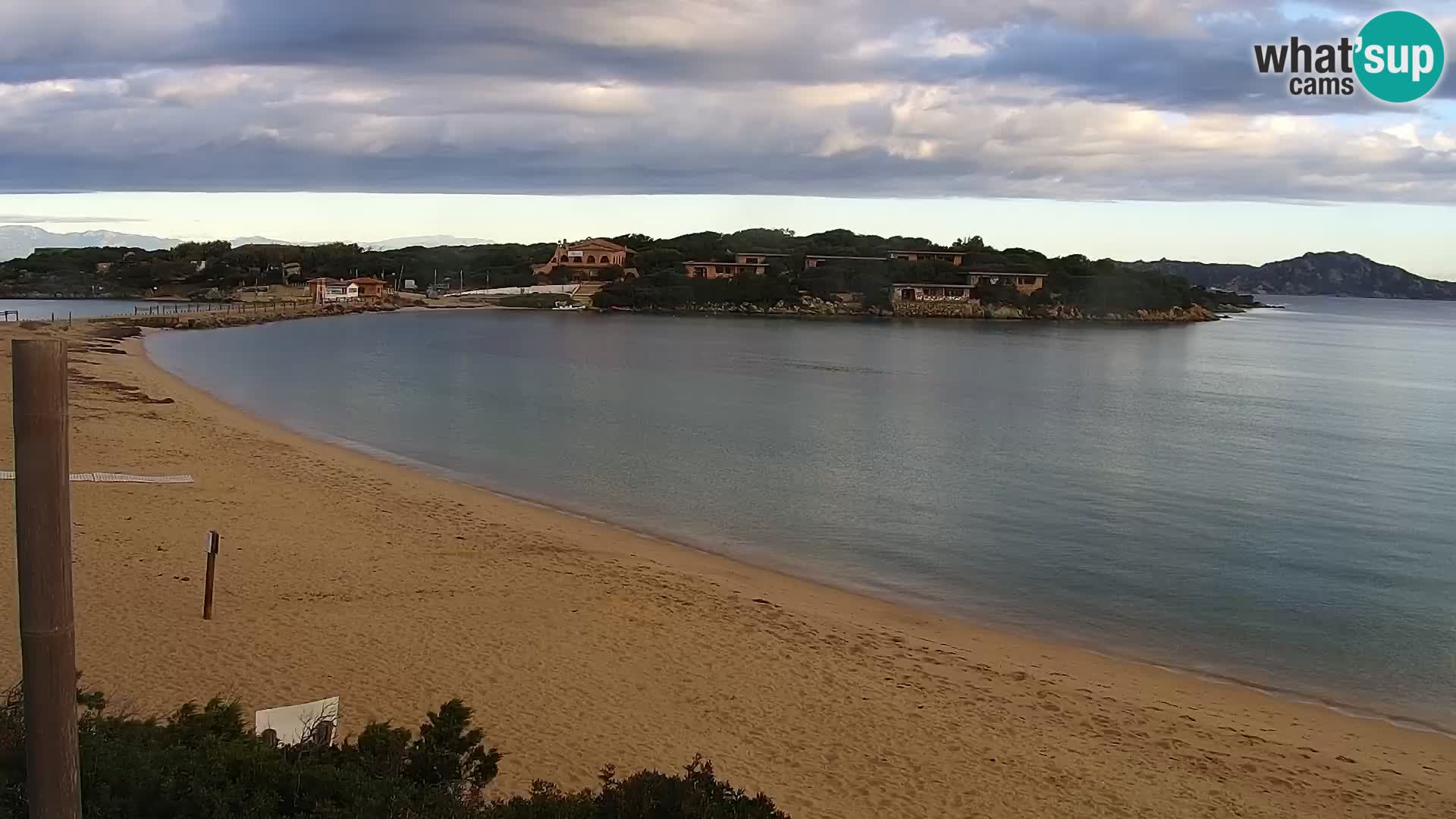 Spletna kamera plaža Porto Pollo – Rupi’s