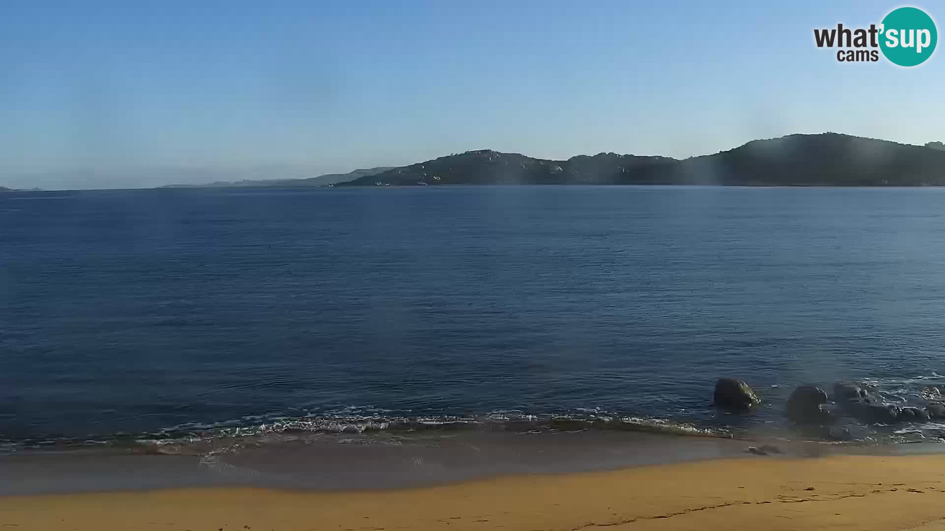 Spletna kamera plaža Porto Pollo – Rupi’s