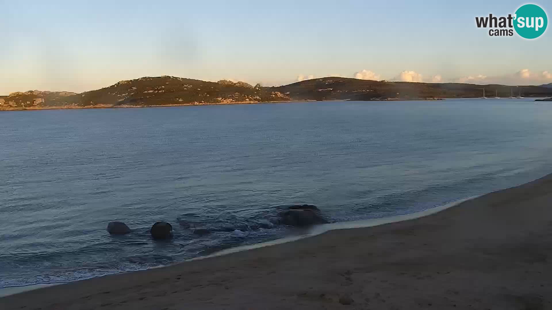 Spletna kamera plaža Porto Pollo – Rupi’s