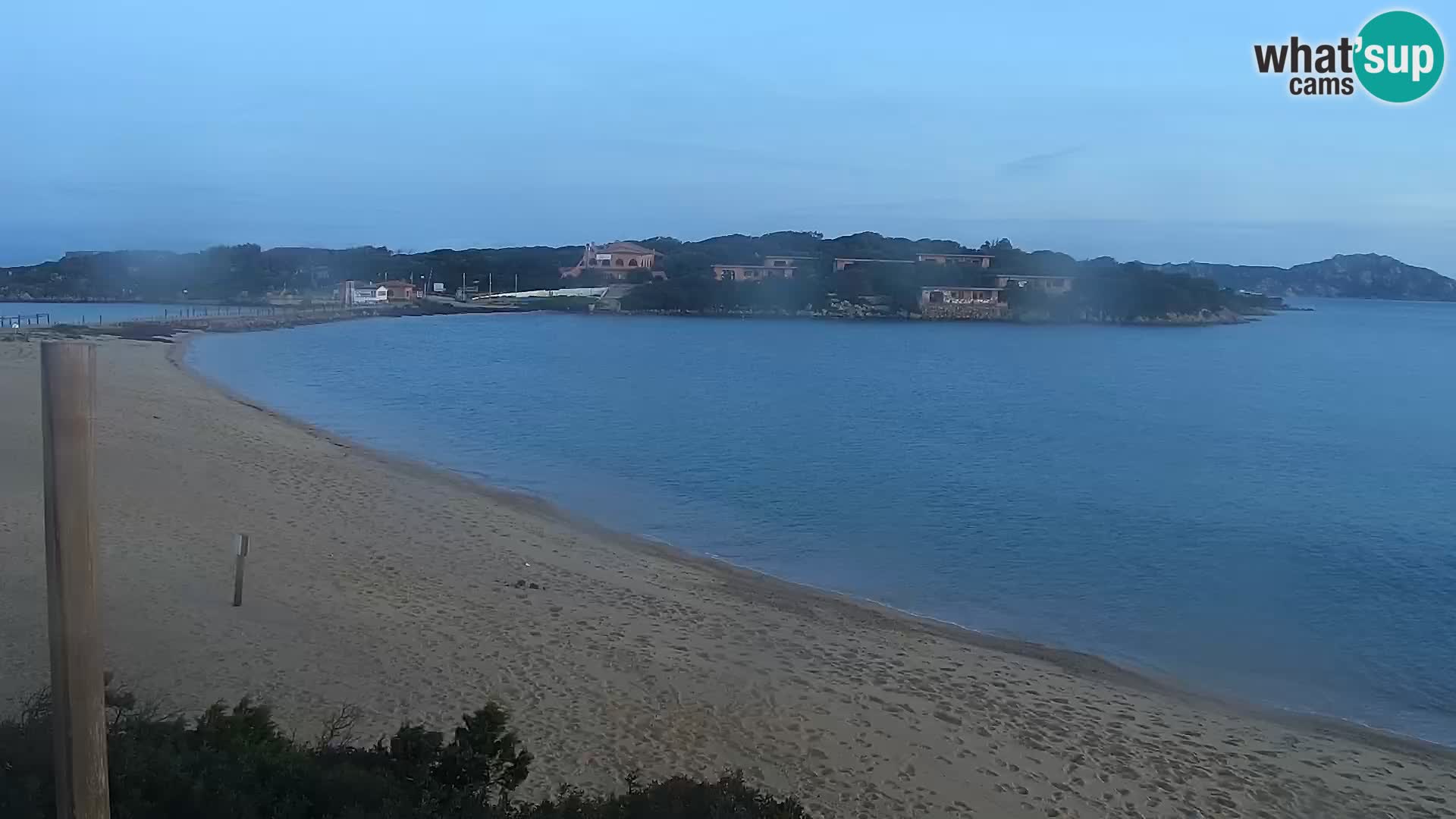 Spletna kamera plaža Porto Pollo – Rupi’s