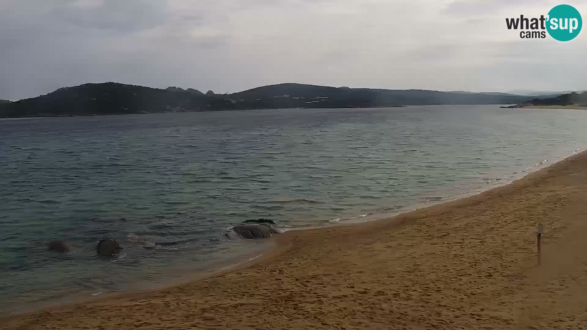 Spletna kamera plaža Porto Pollo – Rupi’s