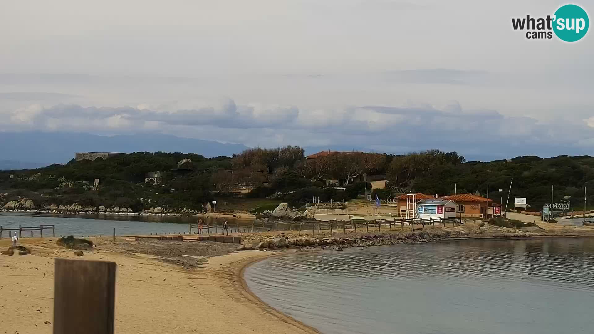 Spletna kamera plaža Porto Pollo – Rupi’s