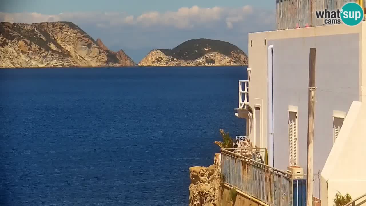 Isola di Ponza – Il Porto – vista dal Palazzo Comunale