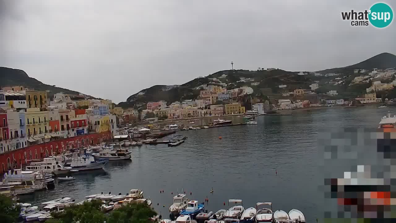 Island of Ponza livecam – the port webcam live