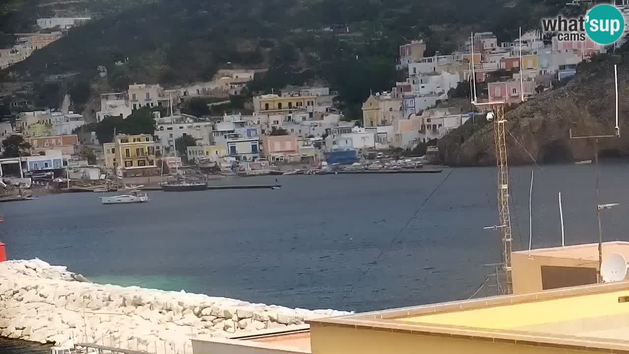 Island of Ponza livecam – the port webcam live