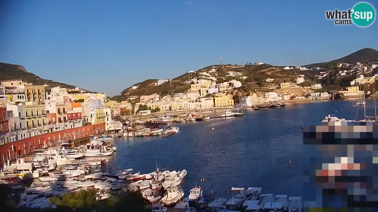 Insel Ponza webcam – Port