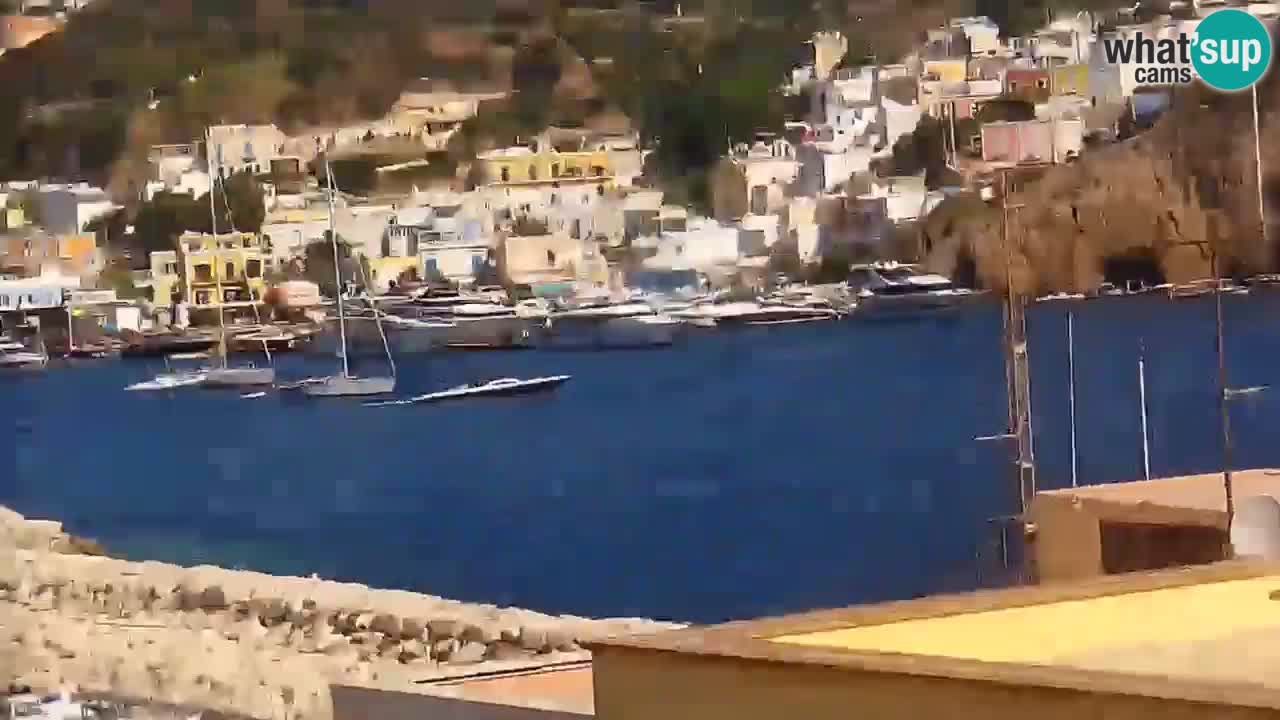 Isla de Ponza – puerto