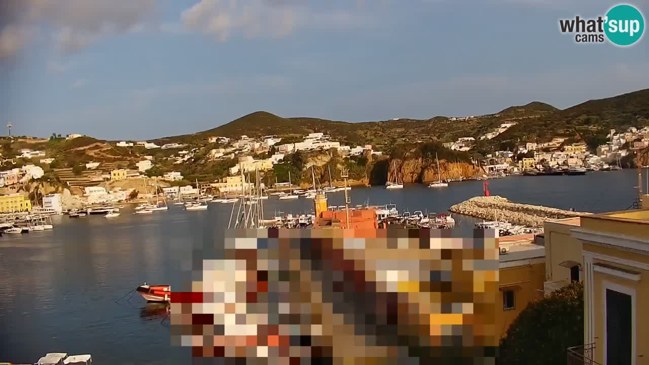 Insel Ponza webcam – Port