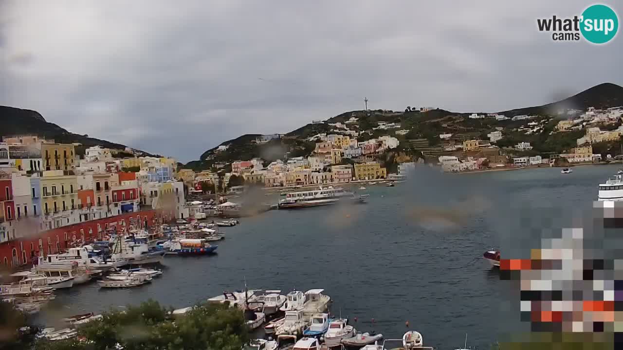 Island of Ponza livecam – the port webcam live