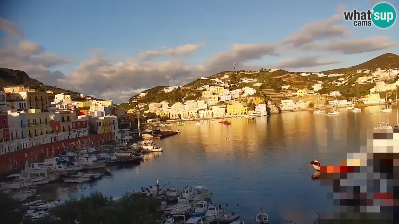 Island of Ponza – the port webcam live