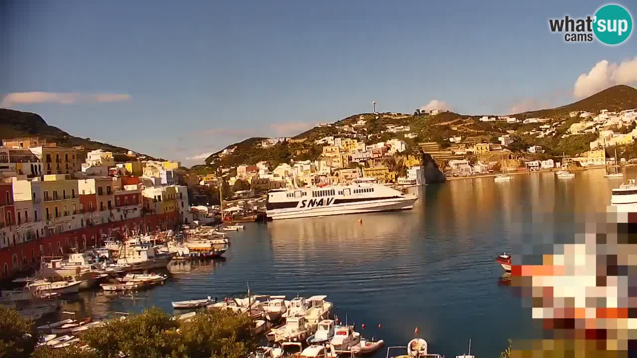 Otok Ponza web kamera Luka