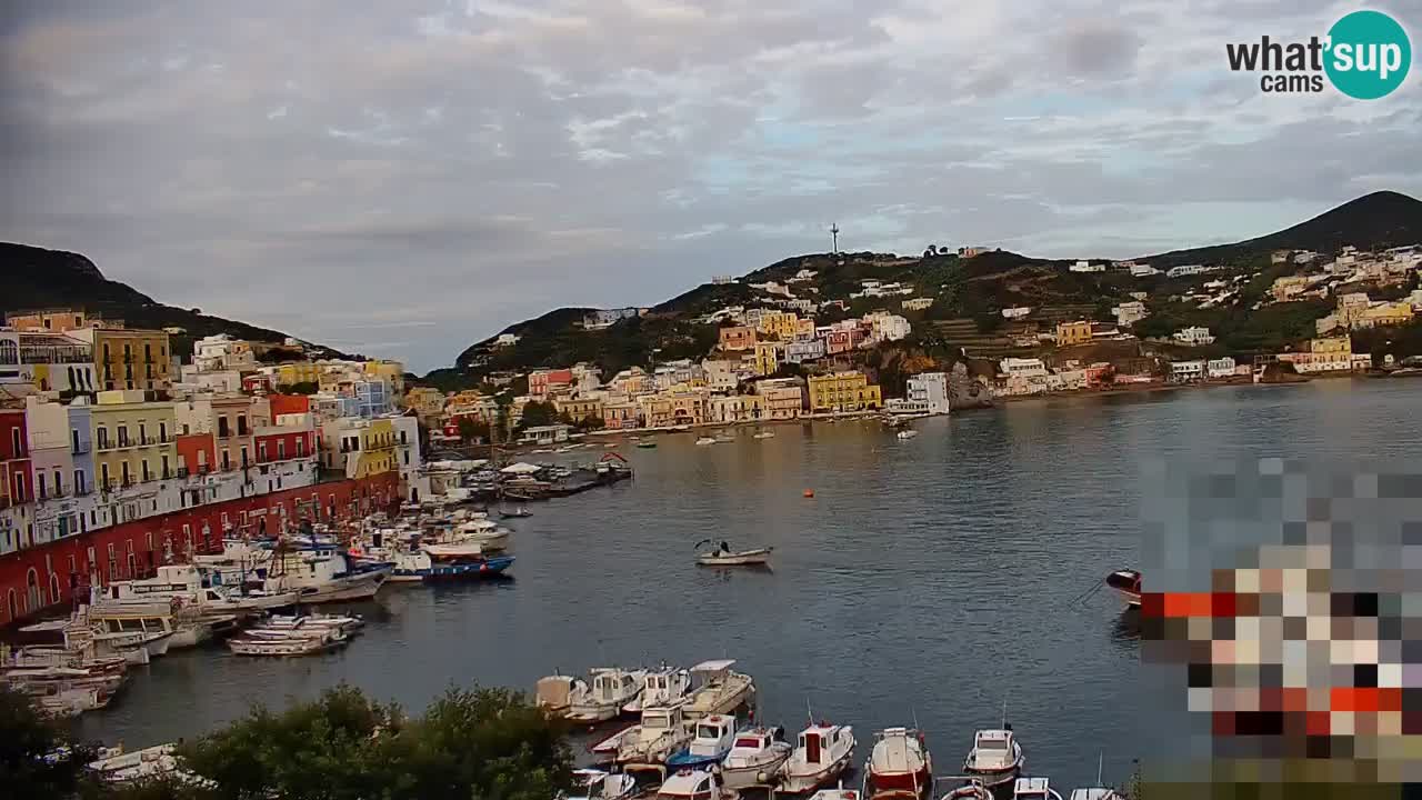 Otok Ponza web kamera Luka