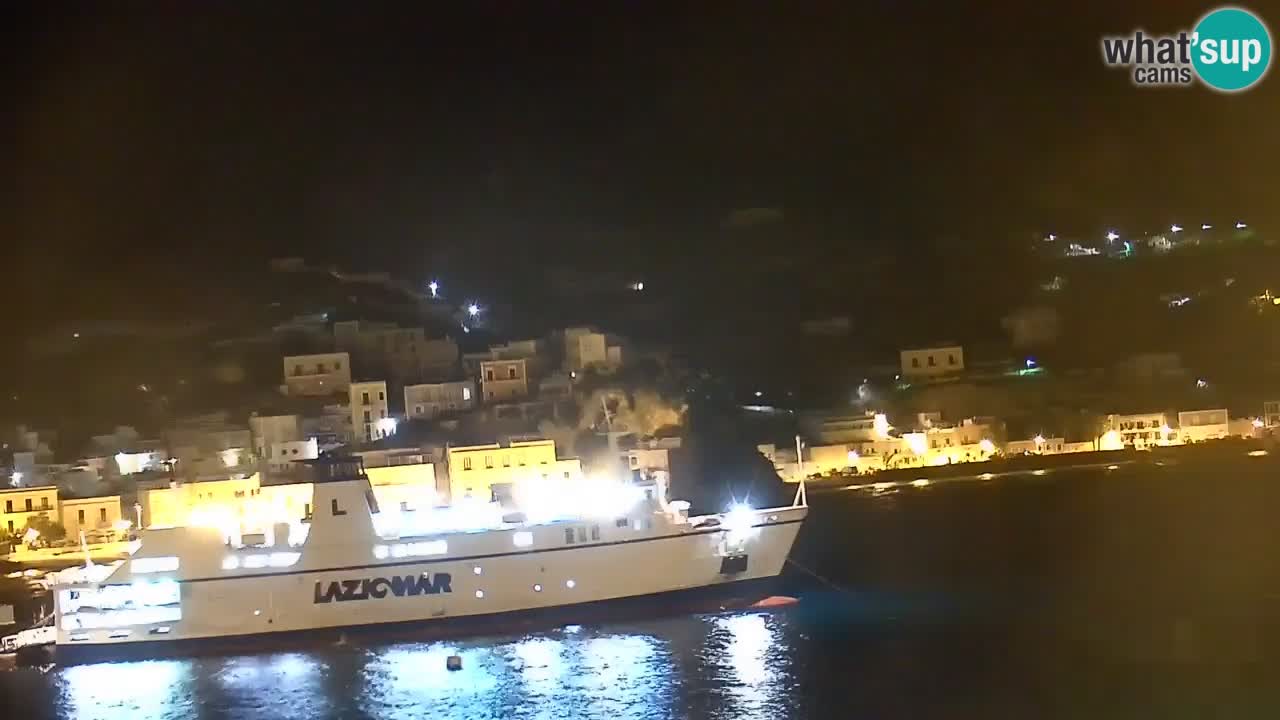 Island of Ponza livecam – the port webcam live