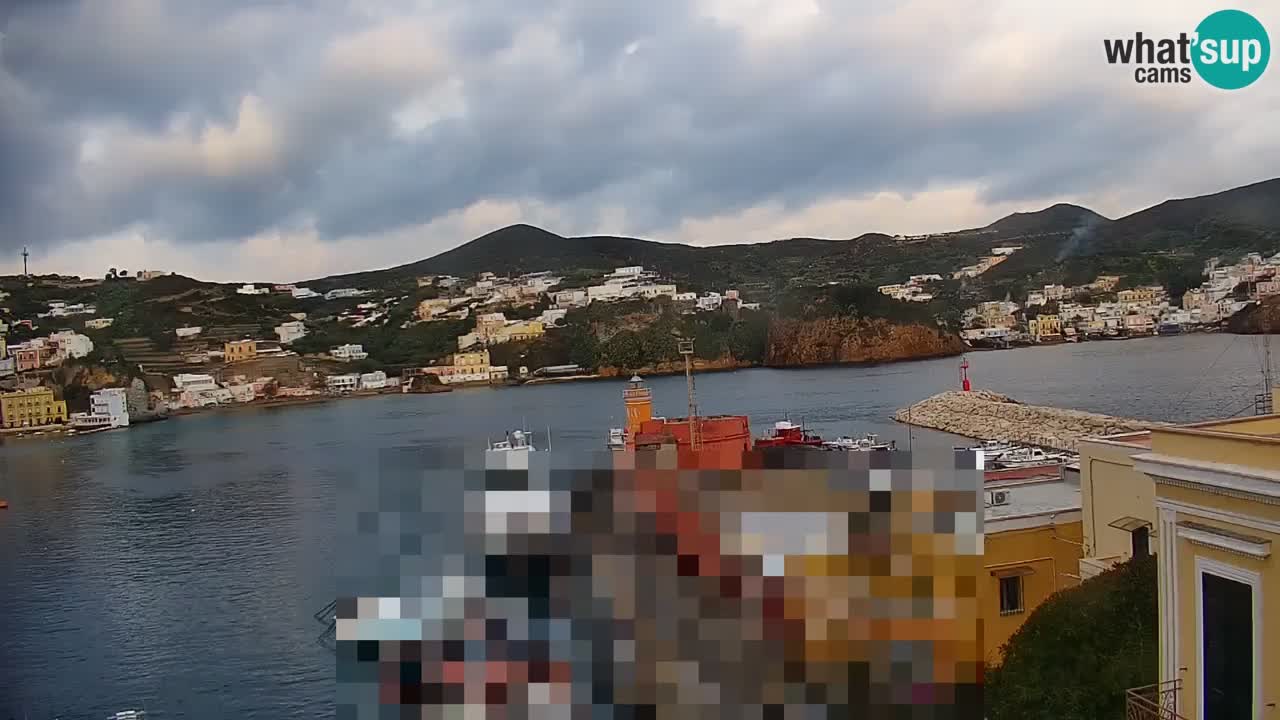 Otok Ponza web kamera Luka