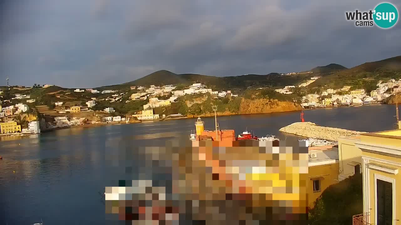 Otok Ponza kamera Pogled na pristanišče