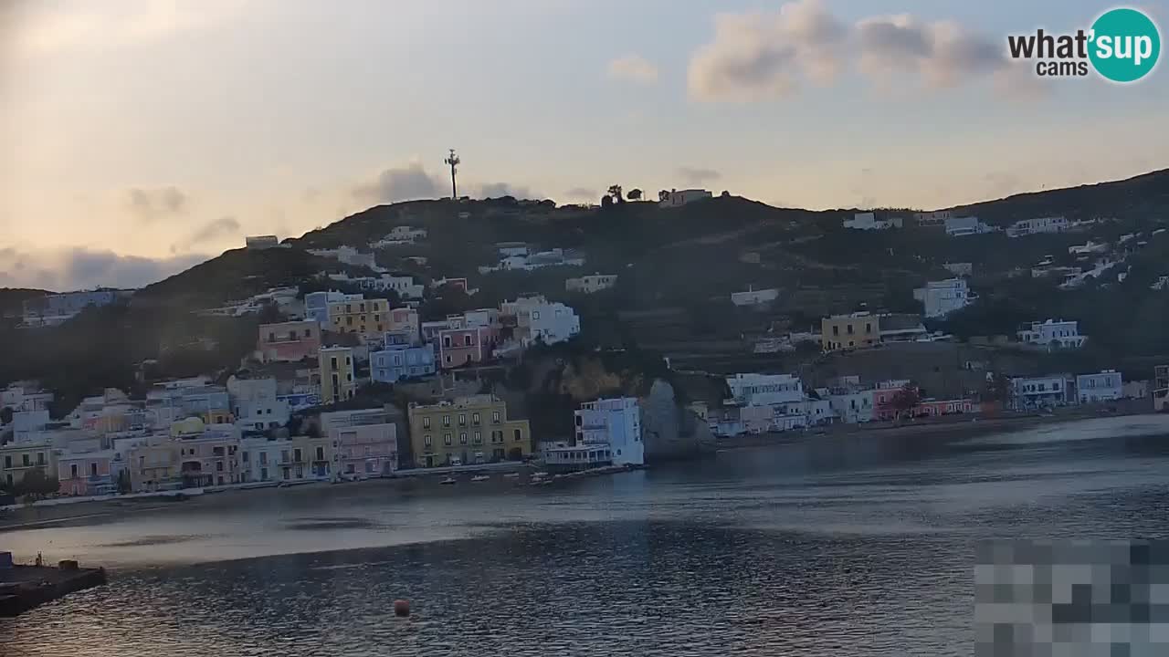 Island of Ponza livecam – the port webcam live