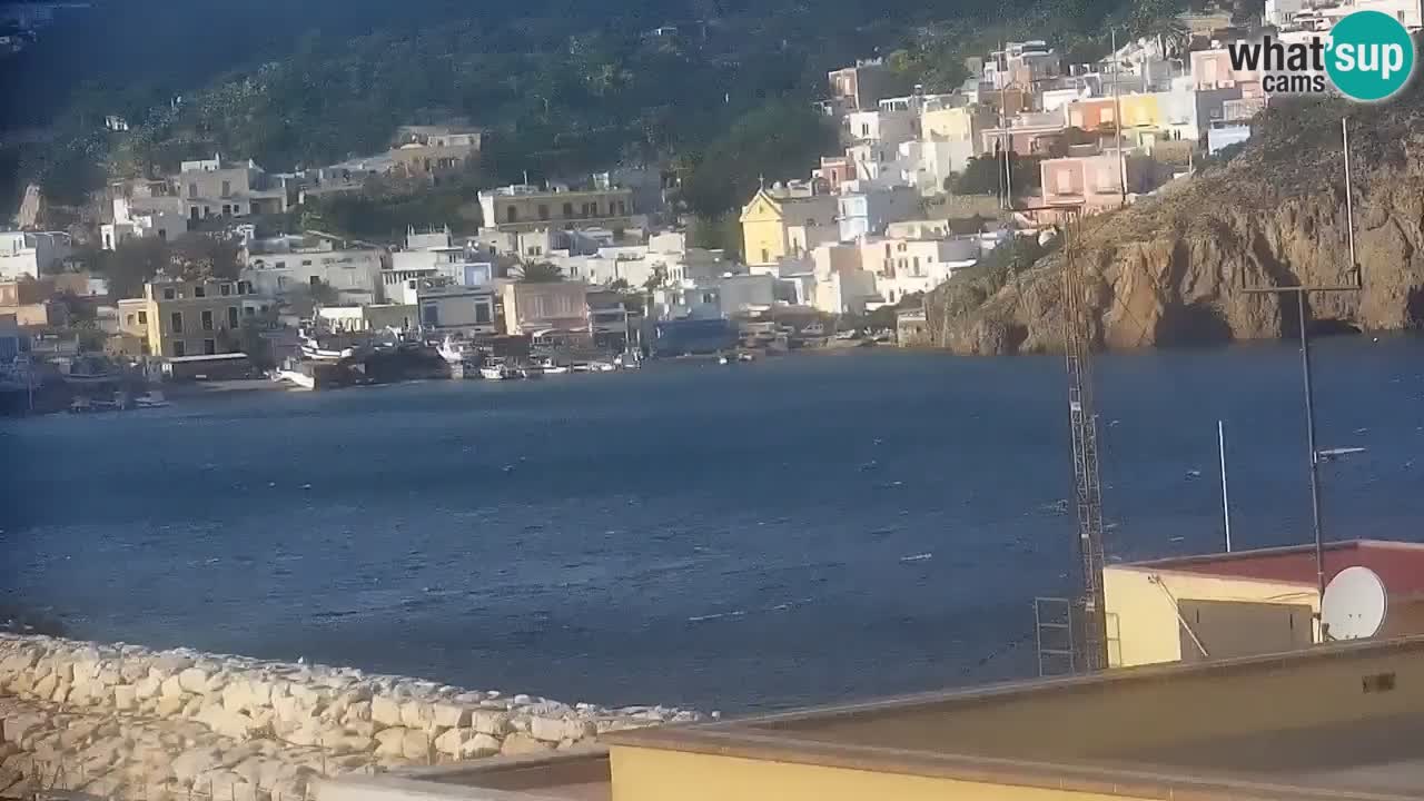 Otok Ponza kamera Pogled na pristanišče