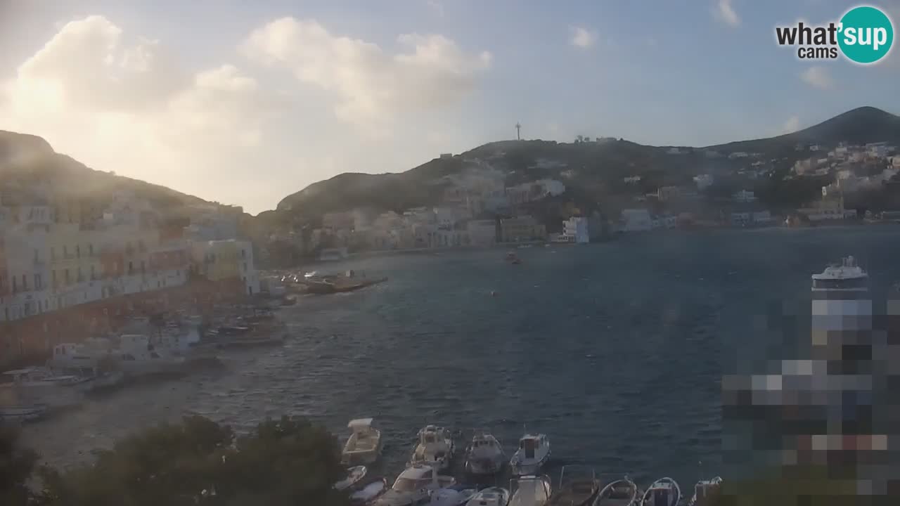 Otok Ponza kamera Pogled na pristanišče