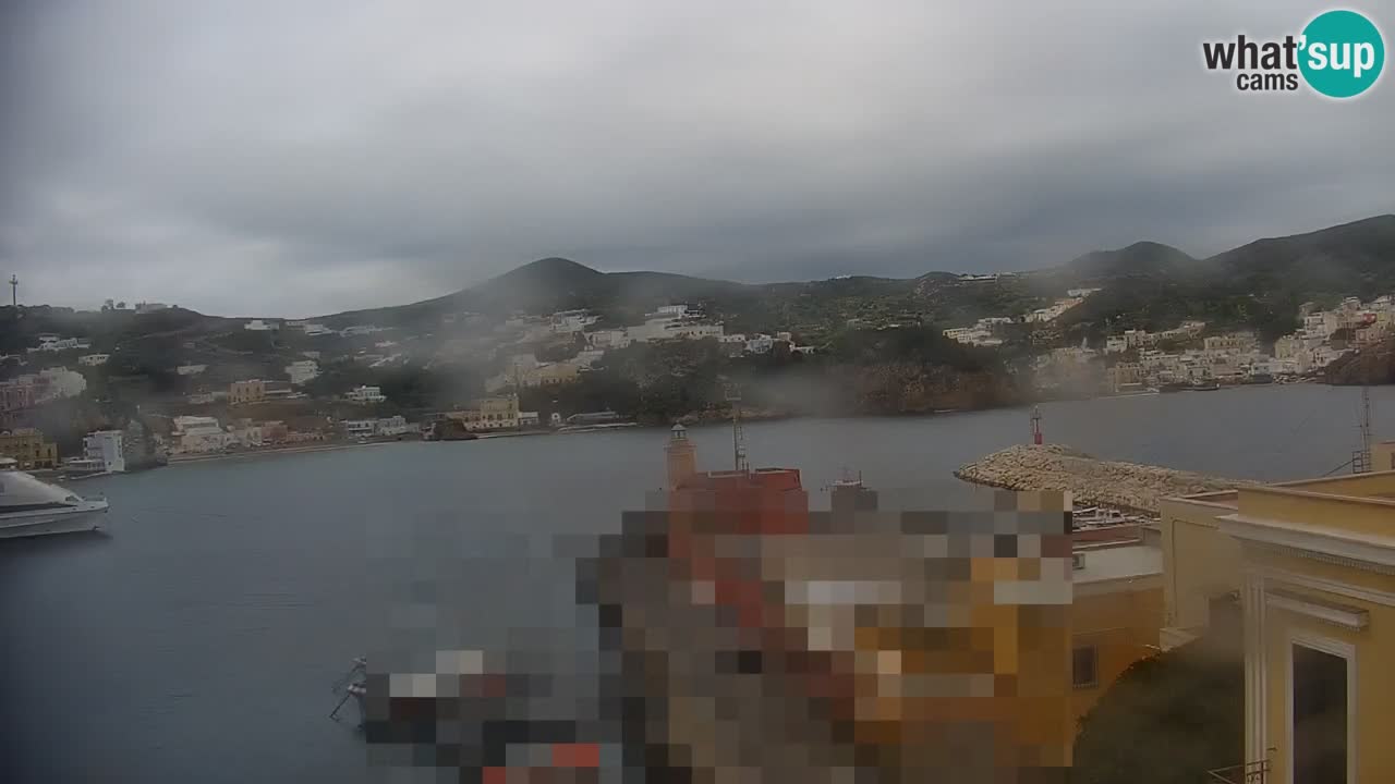 Otok Ponza web kamera Luka