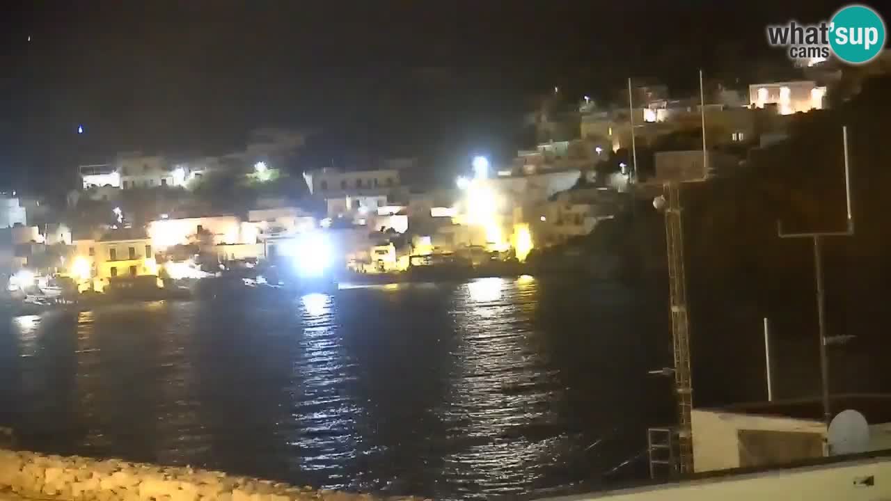 Otok Ponza kamera Pogled na pristanišče