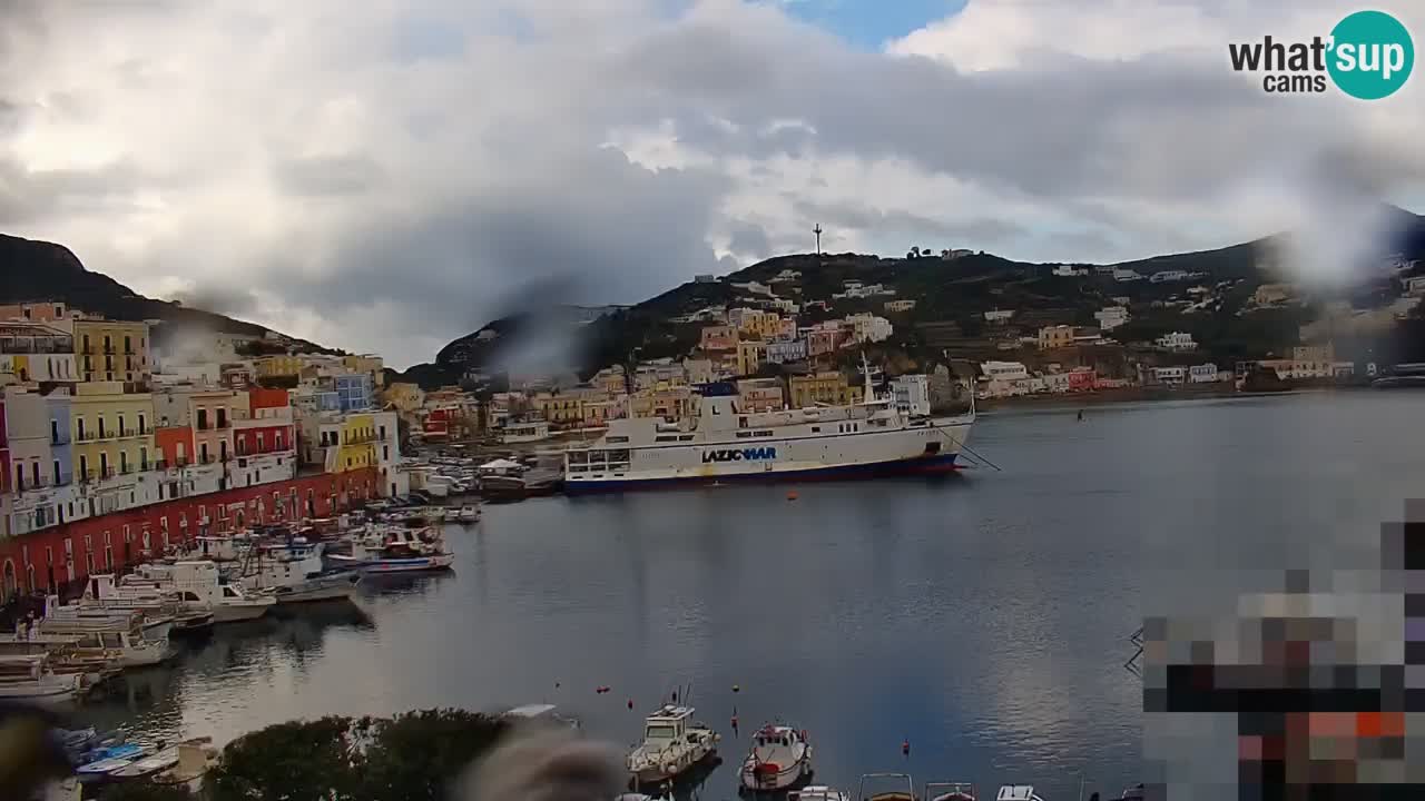 Insel Ponza webcam – Port