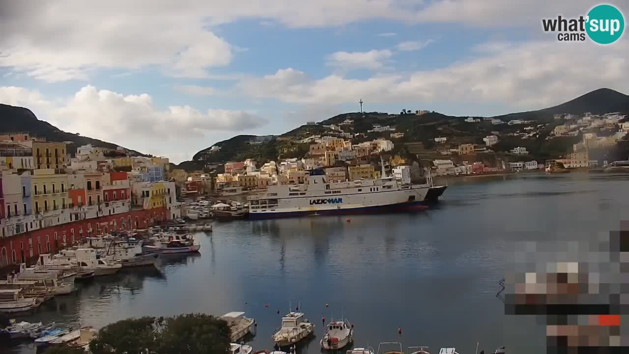 Insel Ponza webcam – Port