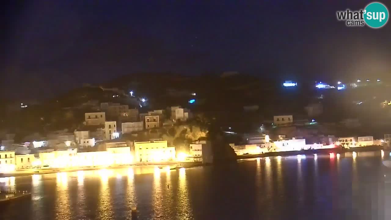 Island of Ponza livecam – the port webcam live