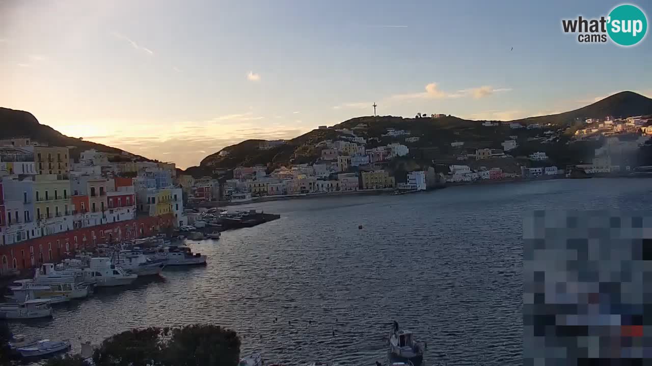 Otok Ponza web kamera Luka