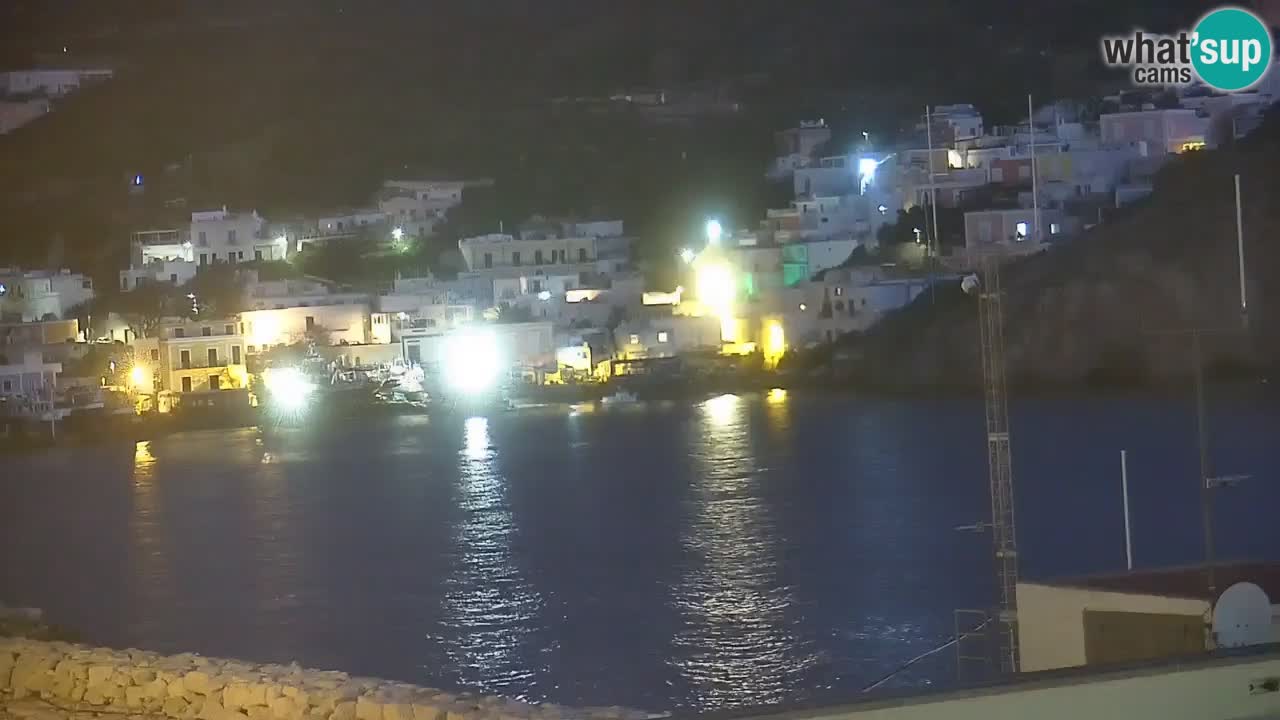 Island of Ponza – the port webcam live