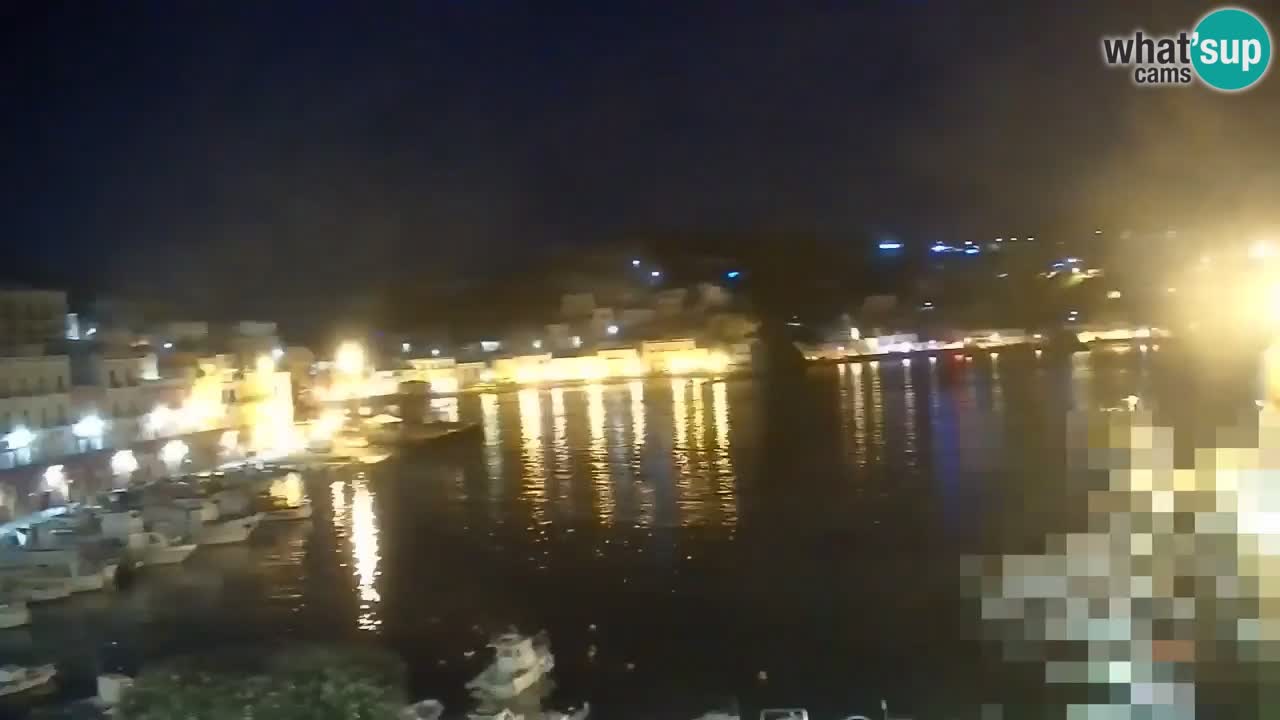 Island of Ponza – the port webcam live