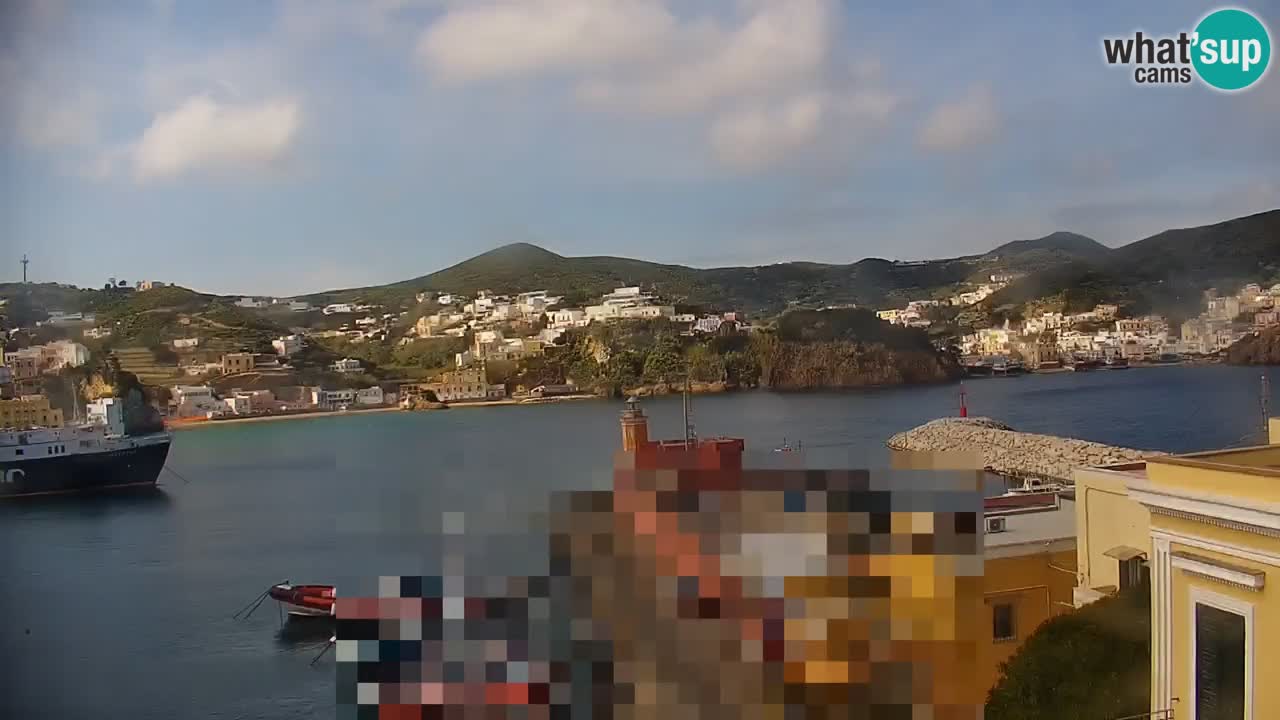 Insel Ponza webcam – Port