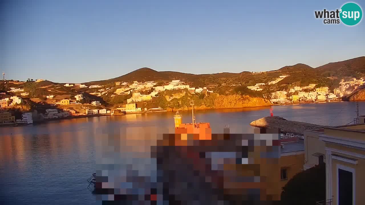 Insel Ponza webcam – Port