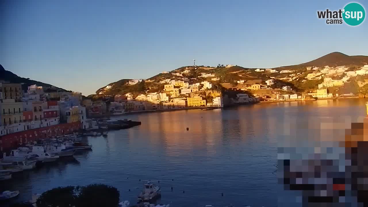 Island of Ponza – the port webcam live