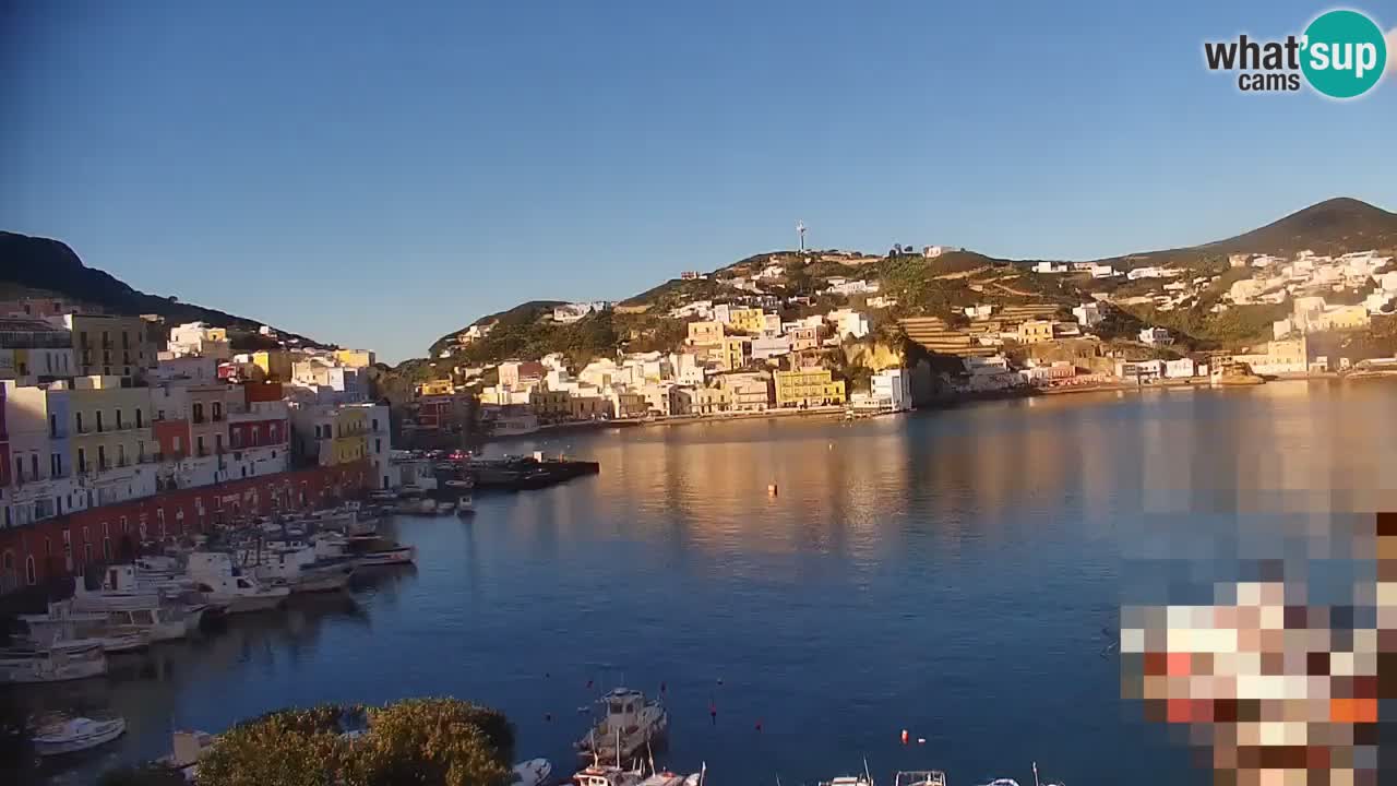 Island of Ponza – the port webcam live