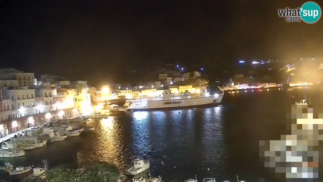 Island of Ponza livecam – the port webcam live