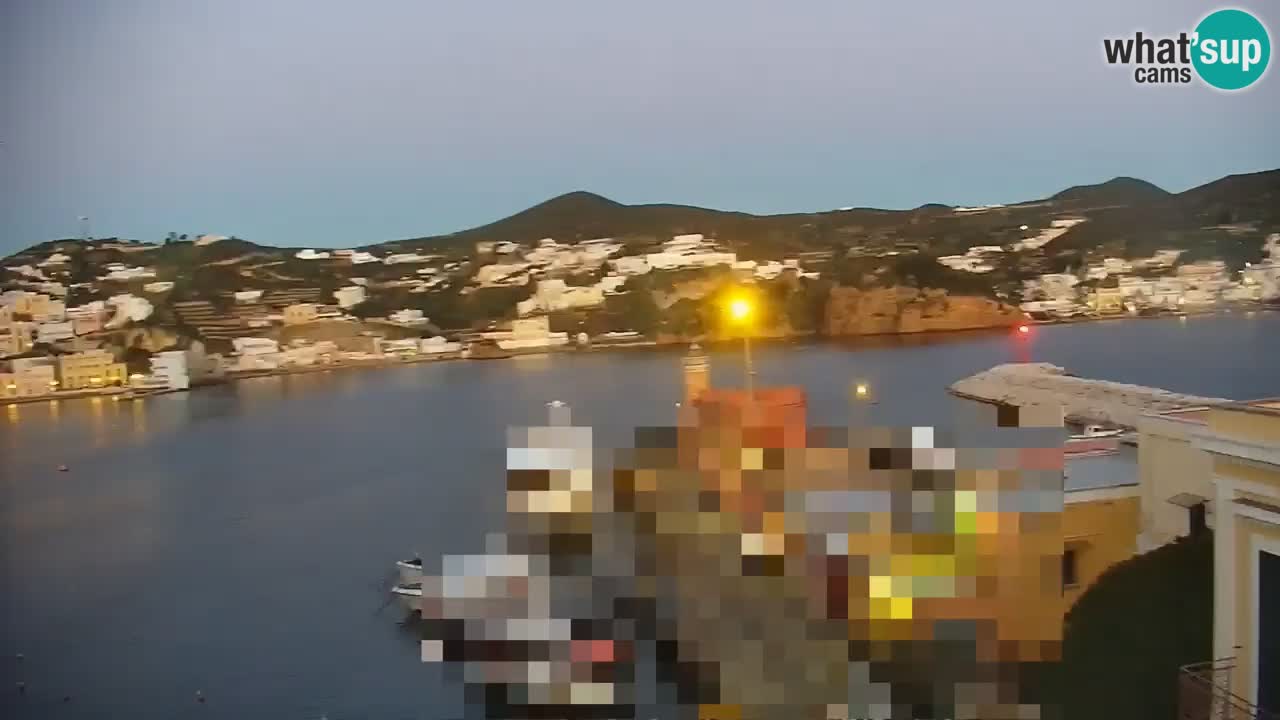 Island of Ponza livecam – the port webcam live