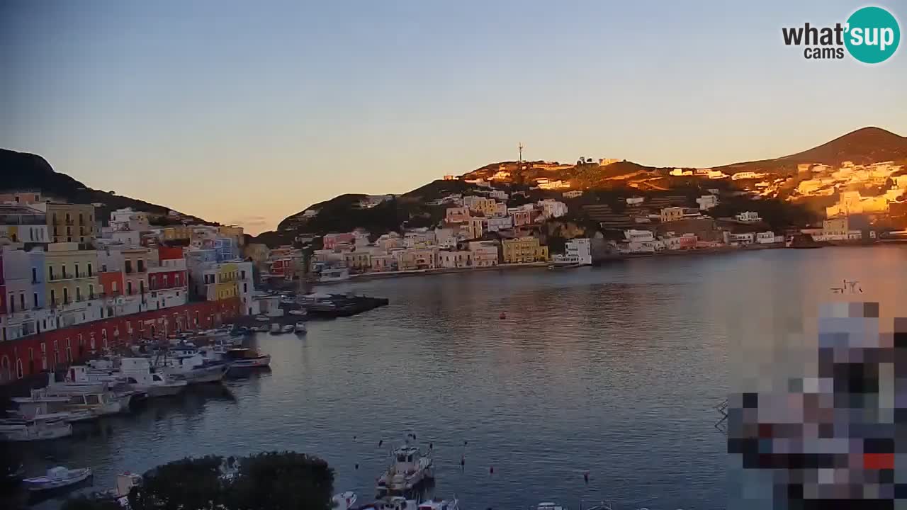 Otok Ponza kamera Pogled na pristanišče