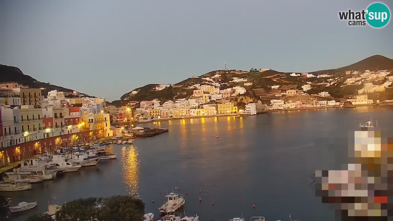 Island of Ponza livecam – the port webcam live