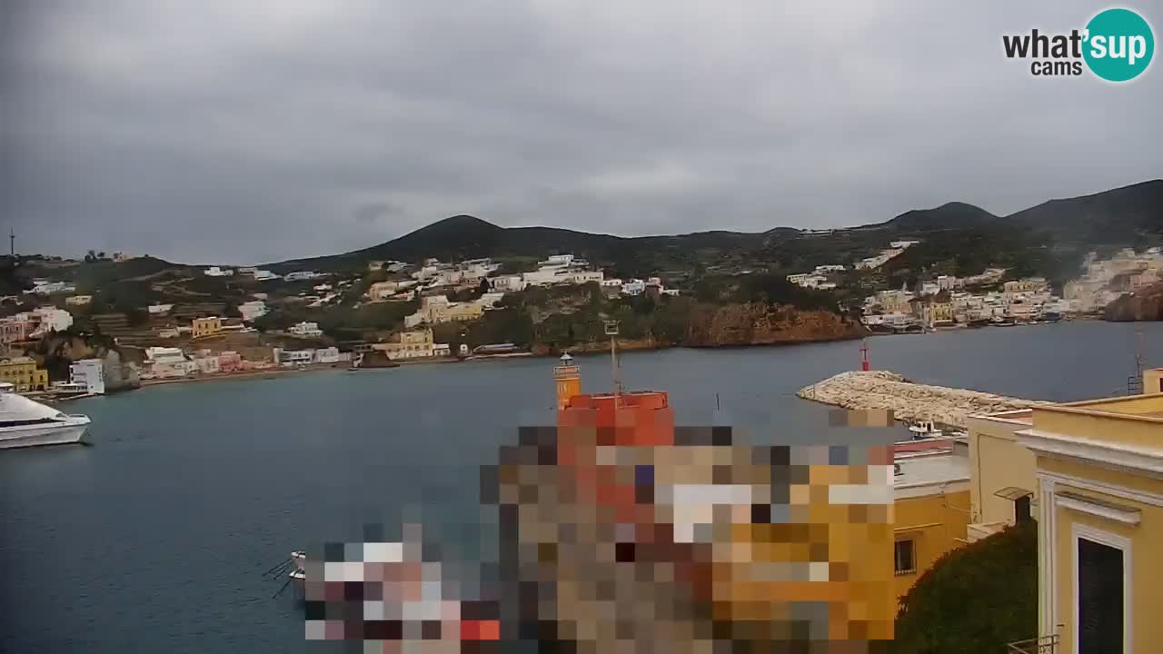 Otok Ponza web kamera Luka