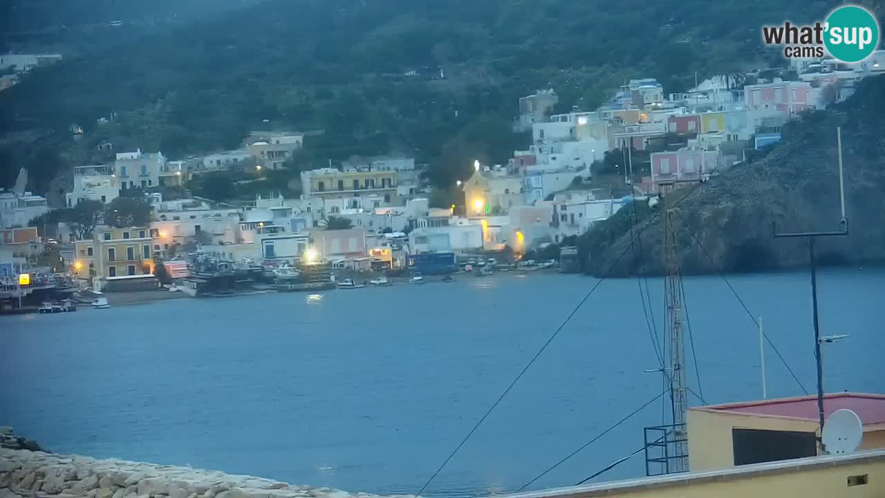 Otok Ponza web kamera Luka