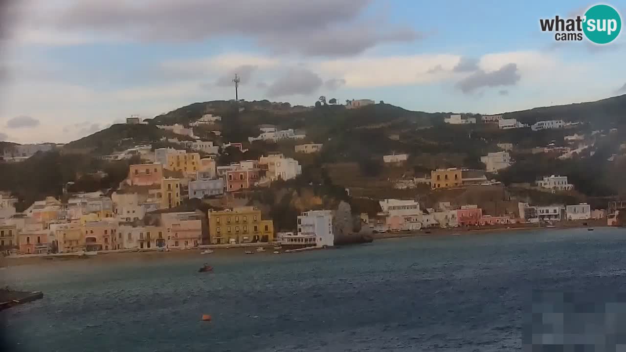 Island of Ponza livecam – the port webcam live