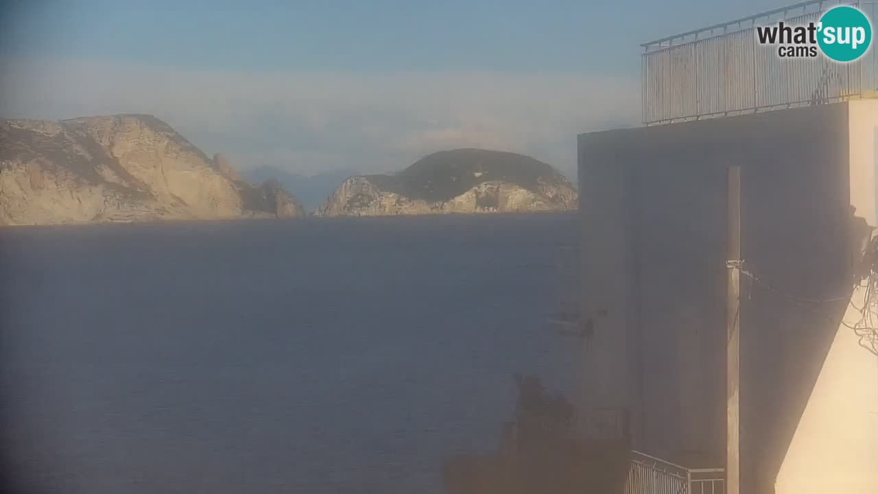 Island of Ponza livecam – the port webcam live