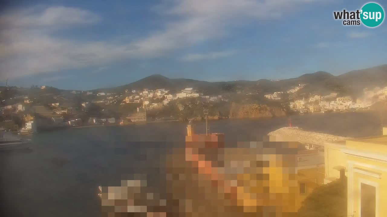 Insel Ponza webcam – Port