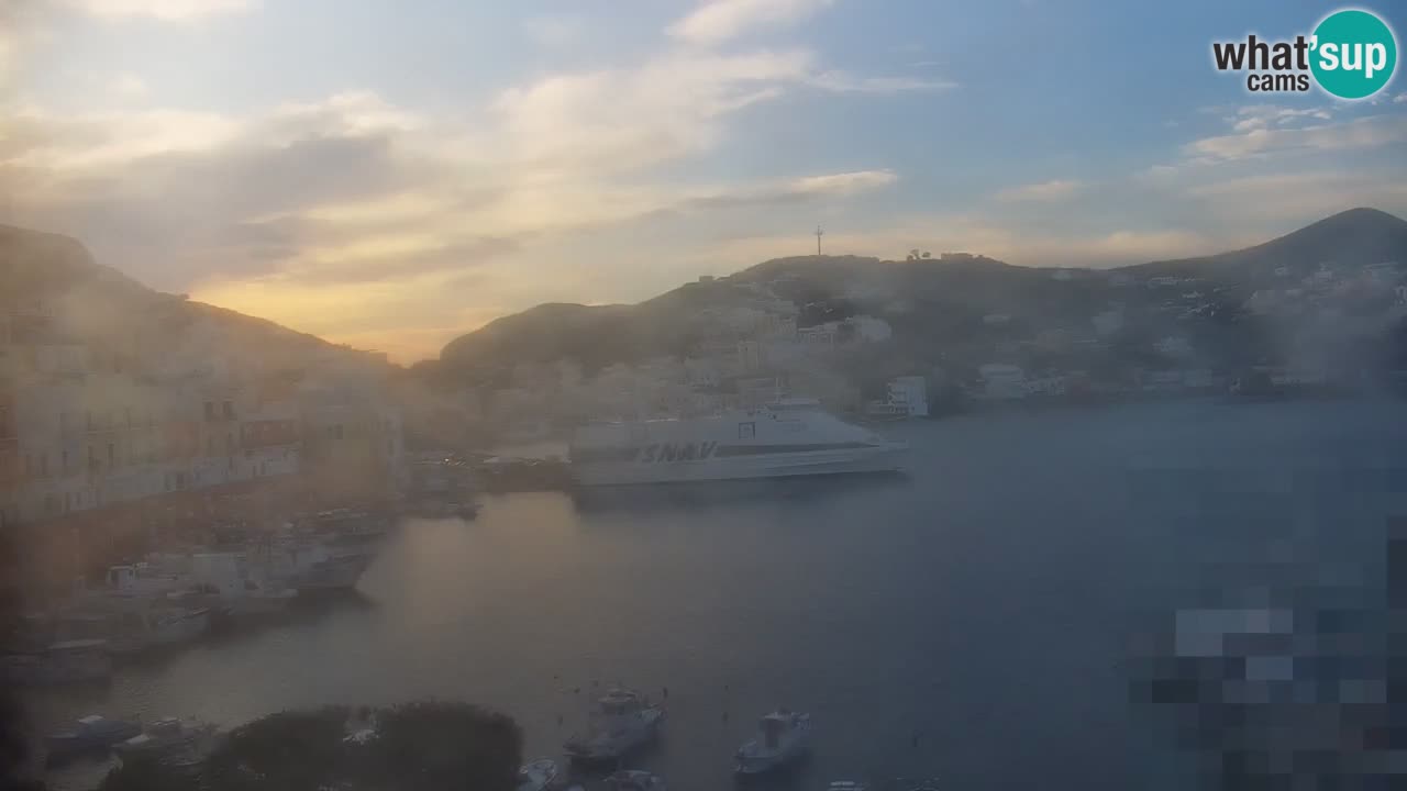 Island of Ponza livecam – the port webcam live